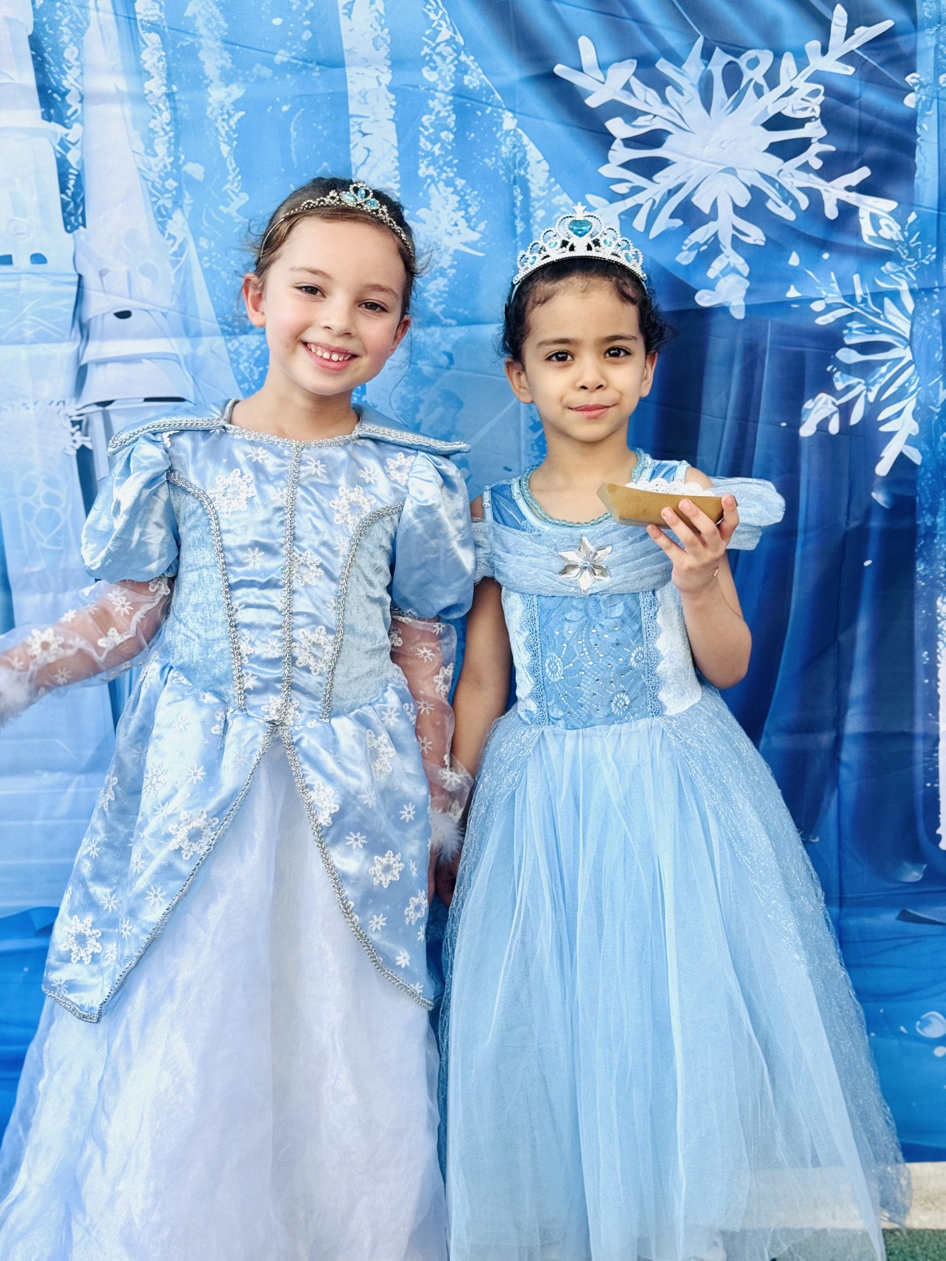 Winter Wonderland Sparkles, Snowflakes & Smiles.